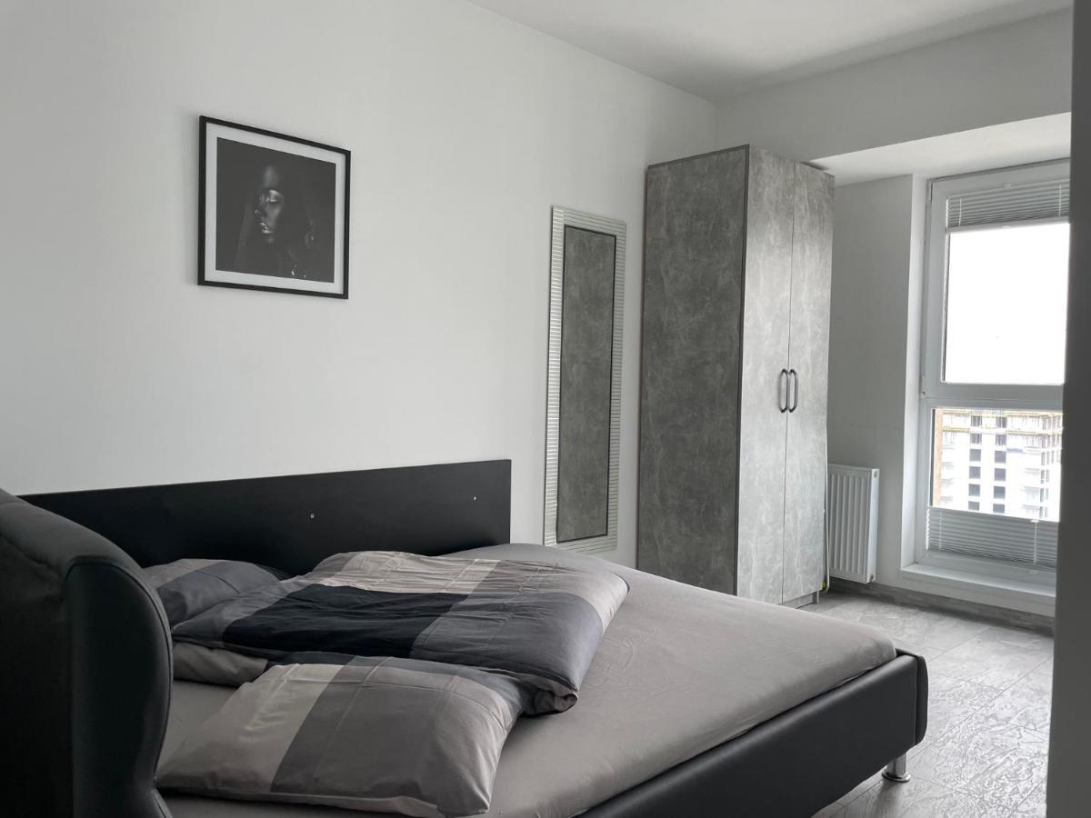 Cozy 2-Room Penthouse Lakeview W14 Бухарест Экстерьер фото